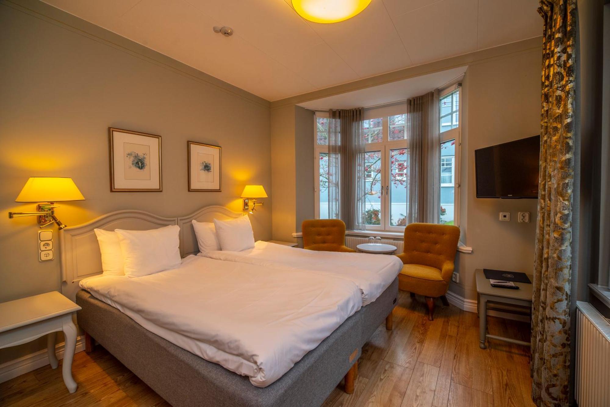 Hotel Rusthallargarden Arild Buitenkant foto